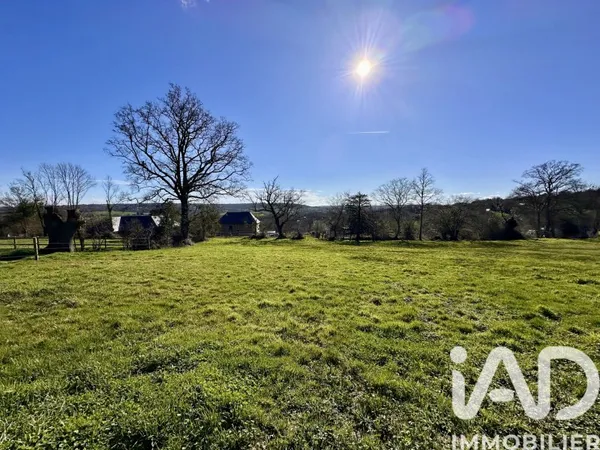 Terrain 3326 m²