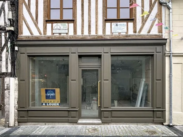 Local commercial 81 m²
