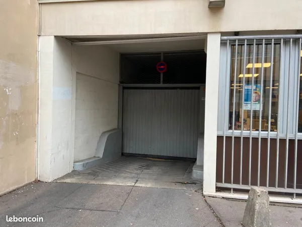 Parking (blomet/lecourbe/volontaires)