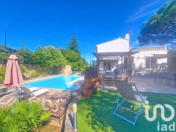 Maison 5 pièces 207 m²