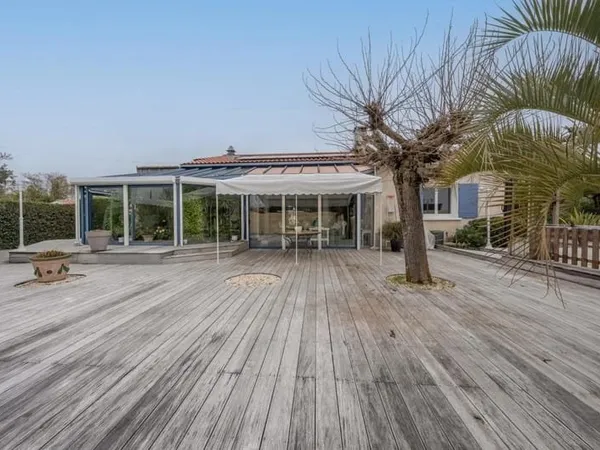 Maison de 5 pièces de 185 m² à Gradignan