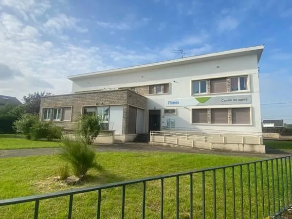 Sainte-Marie-aux-Chênes ? Plateau polyvalent de 120 m²