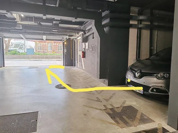 Parking 13 m²