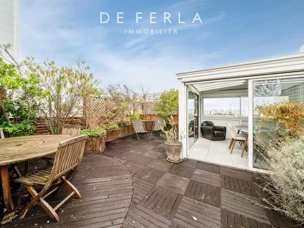 Dernier étage avec terrasse - Paris XV
