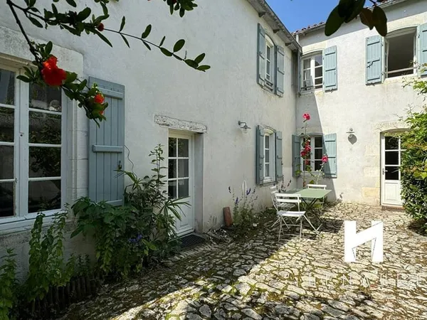 Maison 7 pièces 140 m²