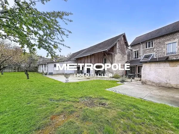 Immeuble 145 m²