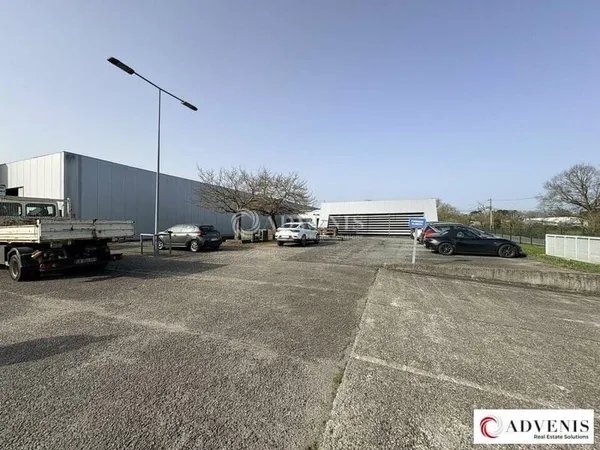 Local d'activité 4045 m²
