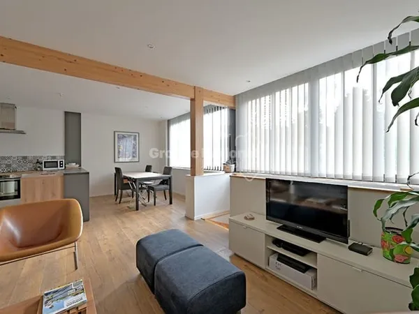 Maison de ville Terrasse sur les toits, garage - Quartier Montaury Nîmes