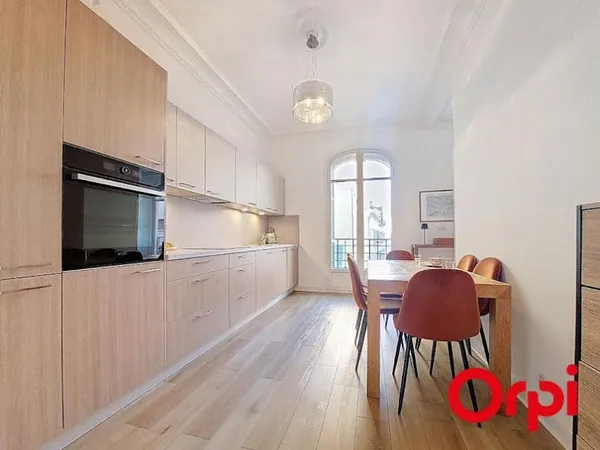Appartement 4 pièces 81 m²