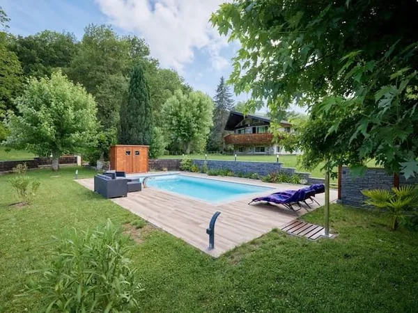Maison 10 pièces 210 m²