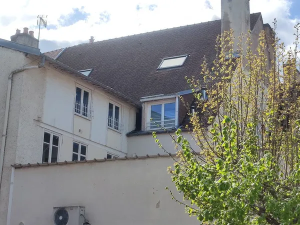 Appartement T4 en duplex - 77,46 m² habitables - Nuits-Saint-Georges centre