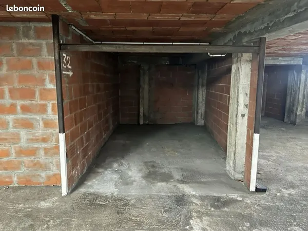 Garage / Parking | François Verdier / Place Dupuy