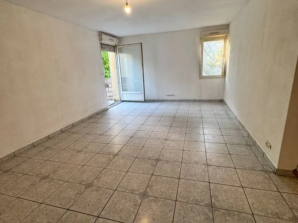 Loue Appartement F3