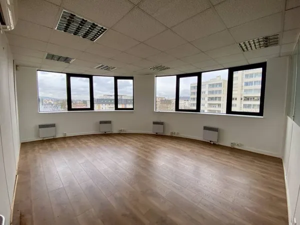 Bureaux 130 m²