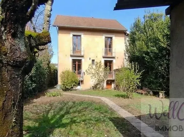 Maison lumineuse 118 m² à rénover Jardin, calme, proche centre