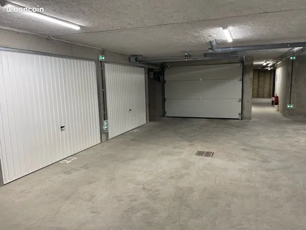 Box fermé centre ville