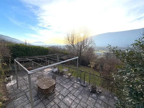 Maison 4 pièces 145 m²