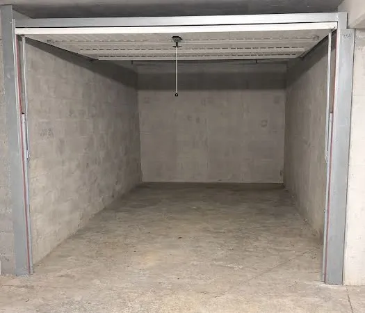 Parking 14 m²
