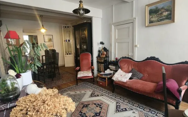 Appartement bourgeois 4 pièces 103 m²