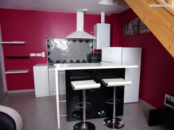 Bel appartement 30m2 , T2 meublé en duplex