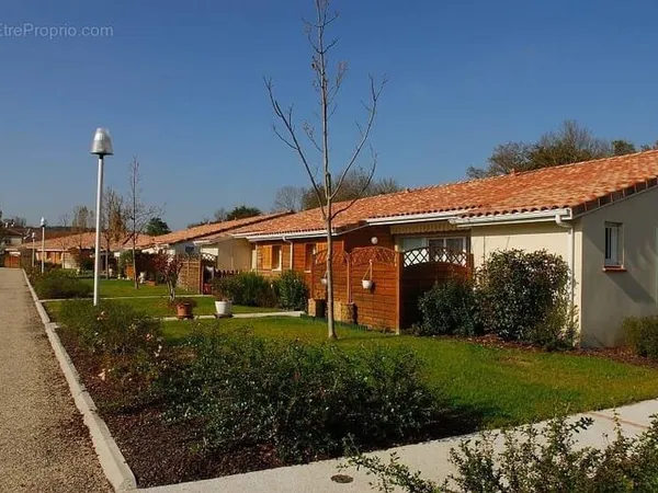 Maison Plain-Pied de 73,25m2 avec Véranda - Senioriales Casteljaloux