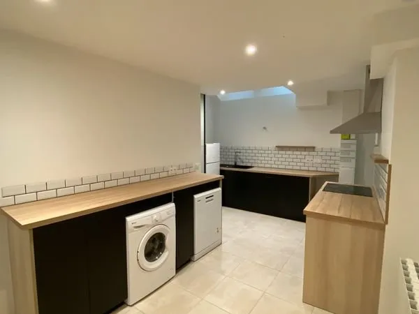 T3 meublé 70 m² + cave voûtée