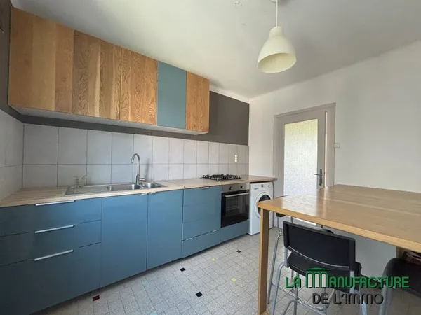 APPARTEMENT TRAVERSANT F5 DE 102,81m2 - 4 CHAMBRES / SAINT E