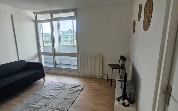 Chambre meublée disponible en colocation - 98m²