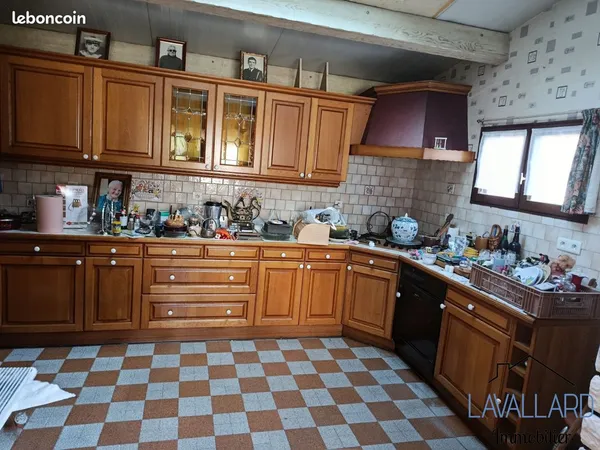 Propriété 3 pièces 76 m²