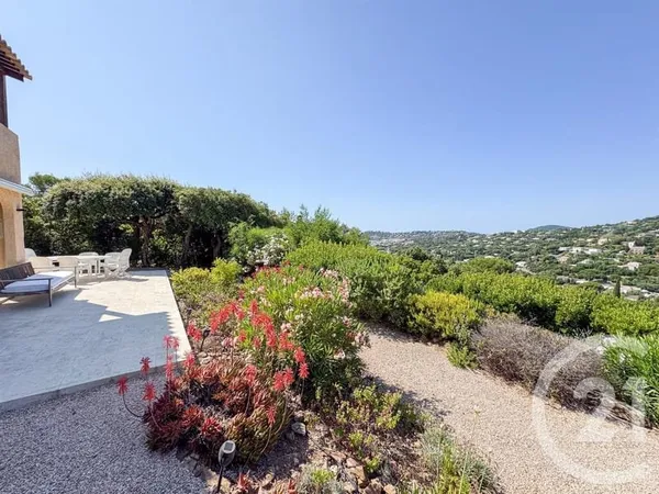 Achat : Appartement (83240)