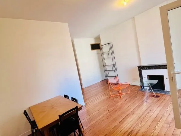 T4 meublé - 3 chambres - Chartrons - Terrasse 16 m² - Rénové à neuf - Disponible rapidement