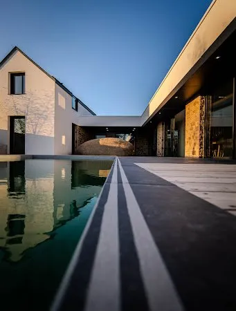 Villa 8 pièces 236 m²