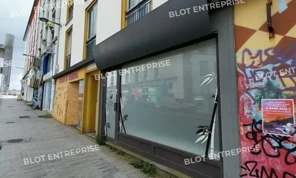 Local commercial 3 pièces 31 m²