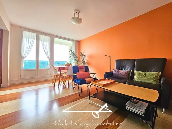 APPARTEMENT T3 TRES BON ETAT AVEC BALCON PROCHE CHU