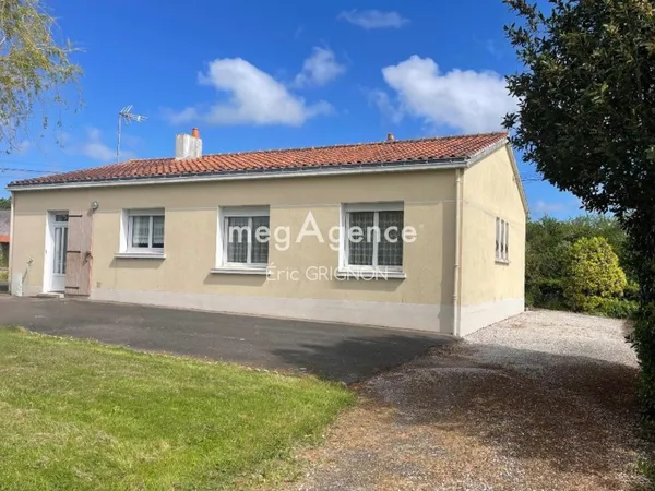 Maison 3 chambres, au calme, proche commodités et mer.