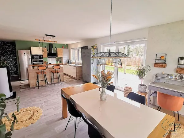 Exclusif - Lumineuse maison de 150 m2 hab. Sur 5,31 ares !