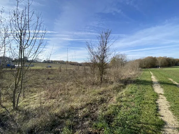 Terrain en individuel 3335 m²