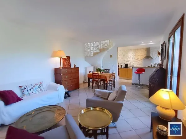 Maison 5 pièces 153 m²
