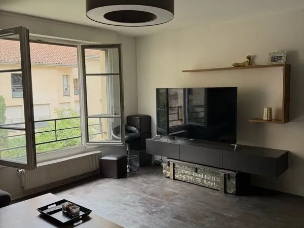 Très joli T 3 moderne colocation