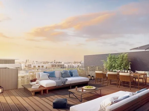 - BAISSE DE PRIX : Appartement 82 m² 4 pièces au pied du métro 16