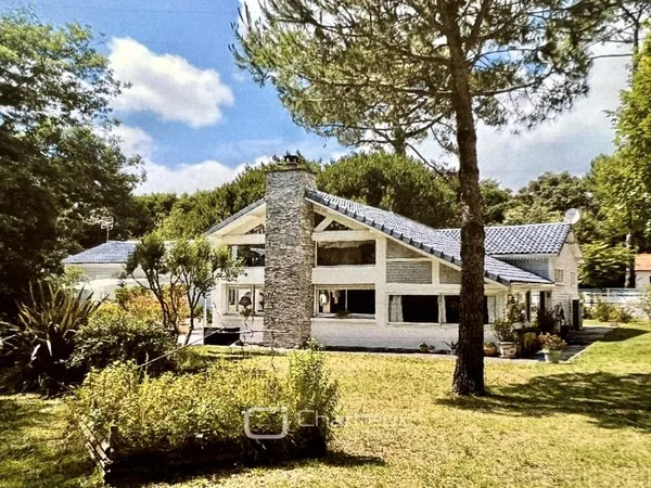 VILLA CONTEMPORAINE