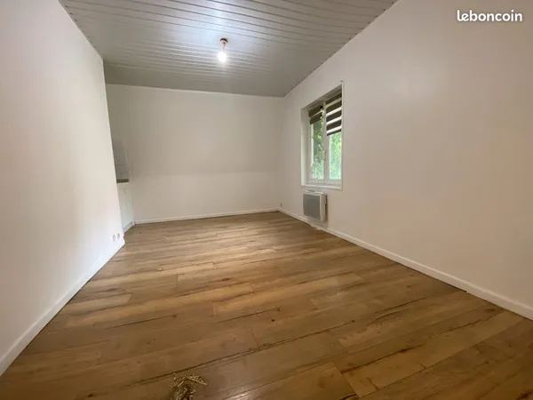 🏡 Appartement rénové 1 chambre de 29 m²🏡centre ville quartier résidentiel - Parc de la Rhonelle