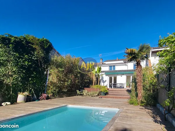 Maison 5 pièces 137 m²