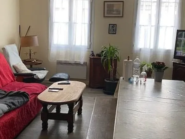 Appartement 2 pièces 64 m²