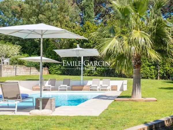 Maison de charme à la location - Saint-Tropez- Proche des plages et du village