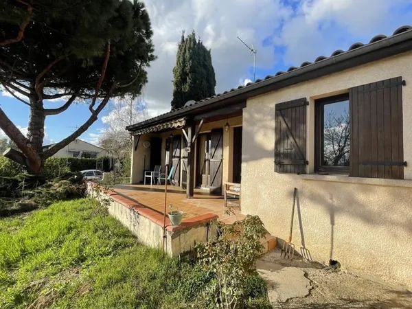 Maison de plain-pied 5 pièces 143 m²