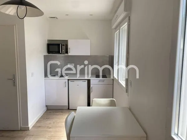 Studio 1 pièce 16 m²