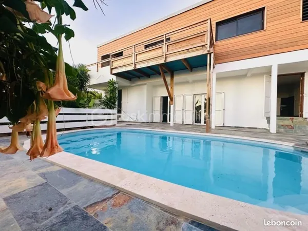 Villa 8 pièces 185 m²
