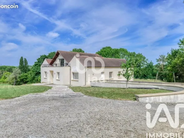 Villa 8 pièces 275 m²
