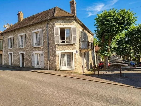 Immeuble de rapport 215 m²